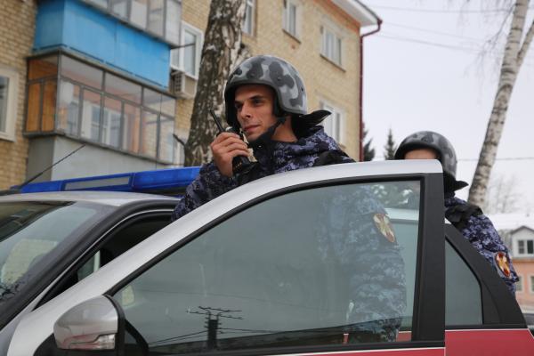 В Саранске росгвардейцы задержали мужчину, устроившего конфликт с продавцом