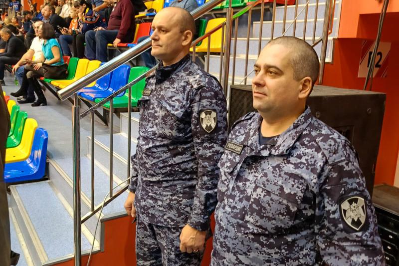 Сотрудники Росгвардии обеспечили порядок на всероссийском волейбольном матче в Кузбассе