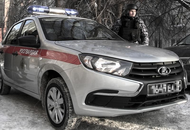 В Зеленодольске сотрудники Росгвардии задержали неоднократно судимого мужчину, находившегося в федеральном розыске