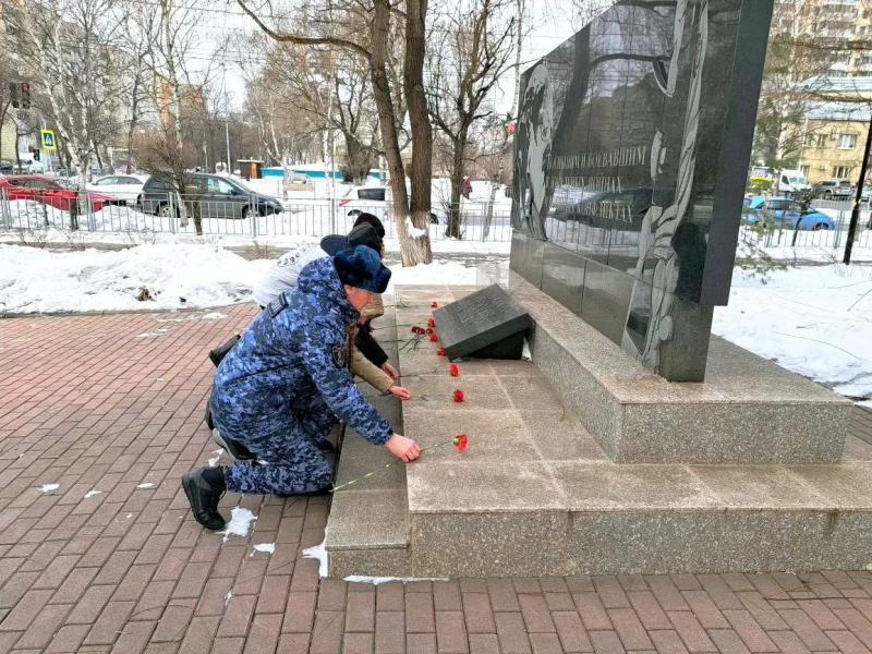 В Приморье росгвардейцы приняли участие в мероприятиях, посвященных 37 годовщине вывода войск из Афганистана