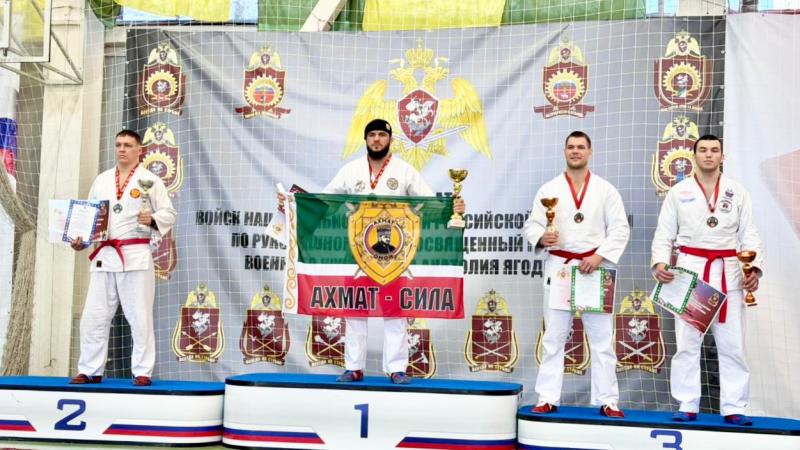 СОТРУДНИК ОМОН «АХМАТ-ГРОЗНЫЙ» ЗАВОЕВАЛ ЗОЛОТО НА ЧЕМПИОНАТЕ РОСГВАРДИИ ПО РУКОПАШНОМУ БОЮ