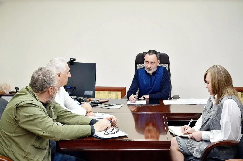 Депутат ЗСК Виктор Тепляков провёл совещание по вопросу работы приюта для животных в Сочи