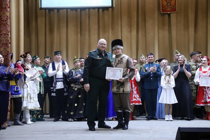 Росгвардеец из Республики Алтай стал победителем окружного этапа конкурса художественной самодеятельности