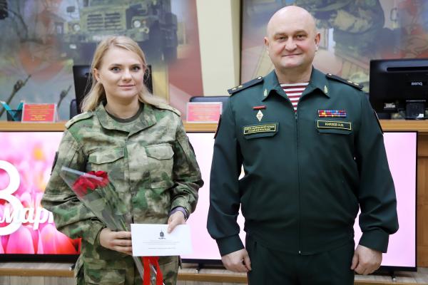 В ОГВ(с) поздравили женщин с наступающим 8 марта