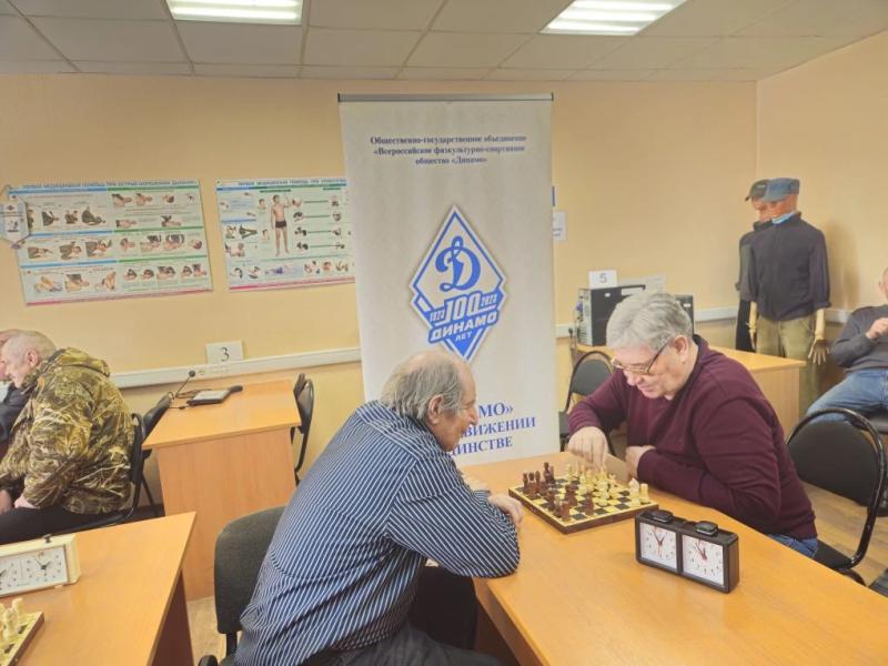 Ветераны территориального Управления Росгвардии завоевали «бронзу» на шахматном турнире в Саранске