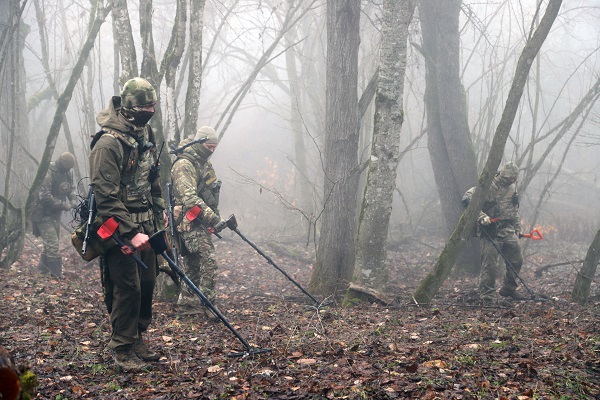 Военнослужащие ОГВ(с) уничтожили опасные находки в Чеченской Республике