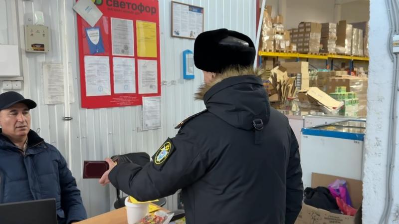 В Североморске провели рейд по выявлению мигрантов, не вставших на воинский учет