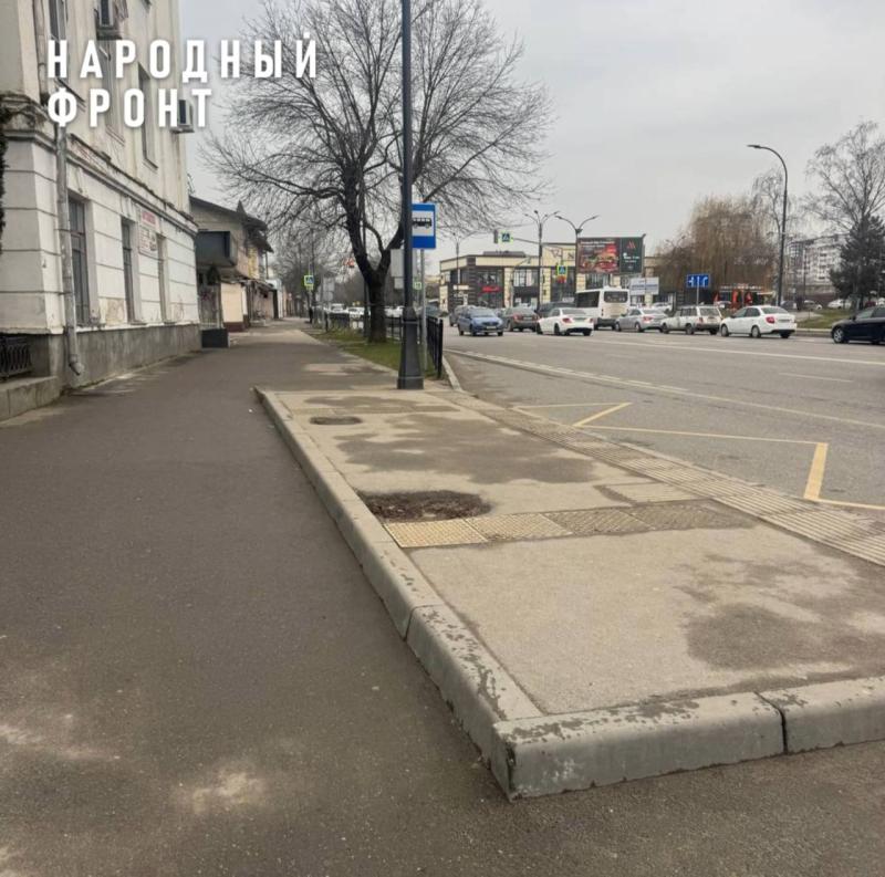 Хроника ожидания: Жители Нальчика второй год мёрзнут и мокнут под открытым небом на улице Кабардинская