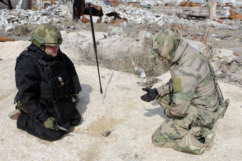 В Херсонской области сотрудники Росгвардии провели показное занятие для журналистов