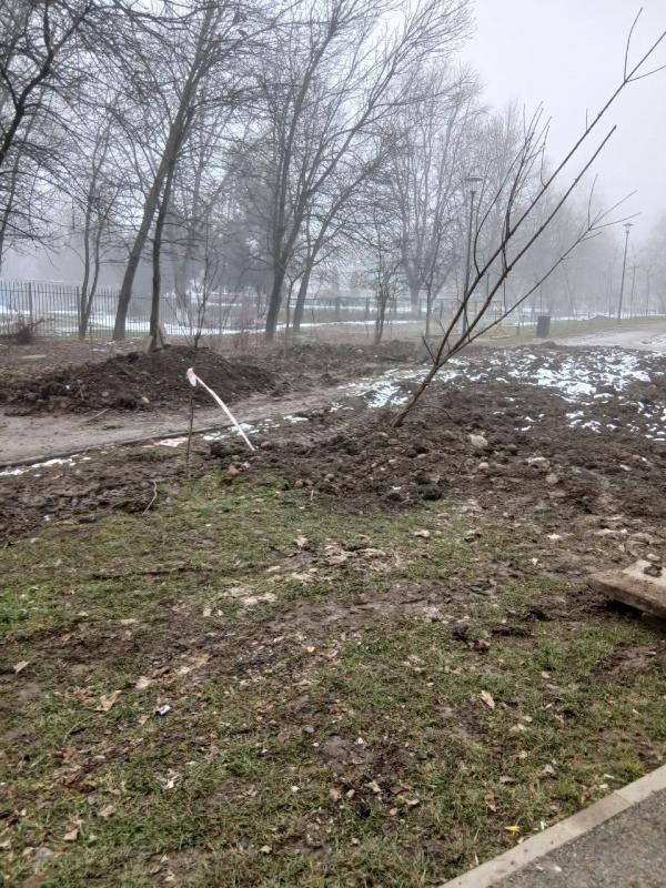 "Сиреневый бульвар" в Нальчике превратился в полосу препятствий