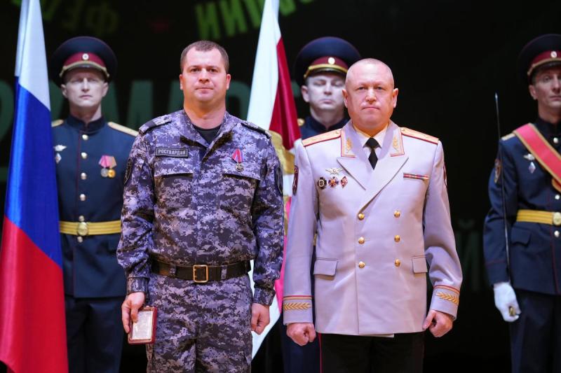 В Мордовии состоялось торжественное собрание в честь 215-летия войск правопорядка и 10-летия Росгвардии