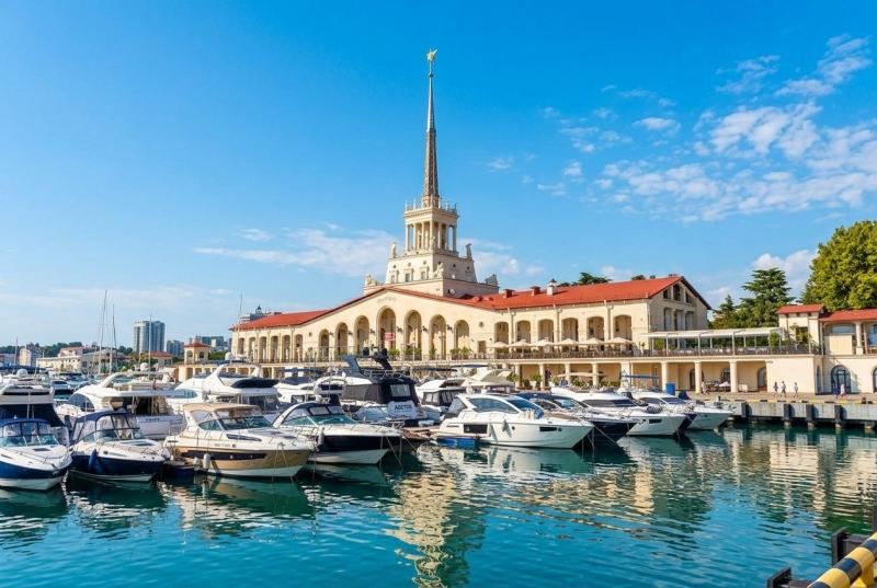 Сочи обновляет туристическую стратегию к высокому летнему сезону-2026