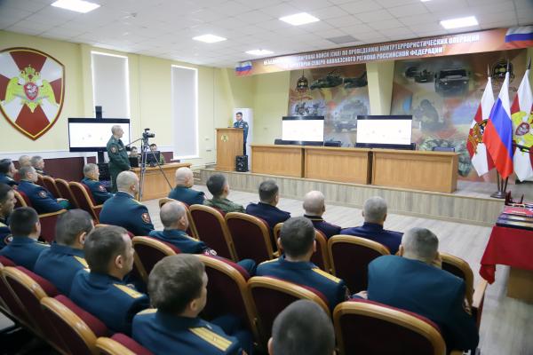 В ОГВ(с) состоялось торжественное собрание, посвященное 10-летию Росгвардии и 215-й годовщине войск правопорядка