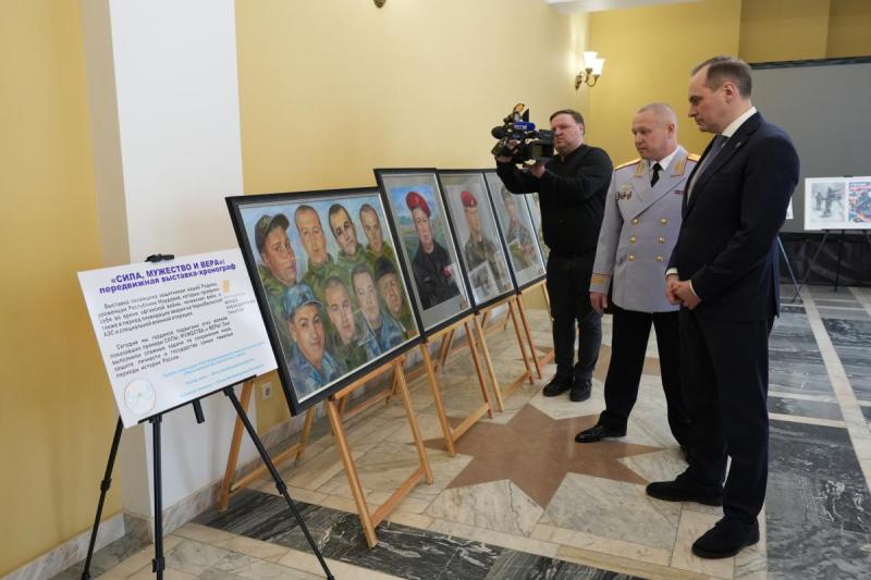 В День образования Росгвардии в Русском драматическом театре Мордовии состоялась выставка-хронограф «Сила, мужество и вера»