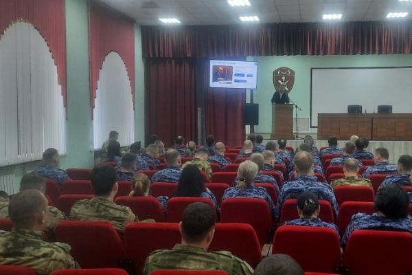 В Саранске росгвардейцы обсудили вопросы технологического суверенитета и противодействия мошенничеству