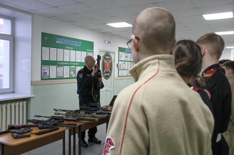 День открытых дверей прошел в подразделении кемеровского ОМОН «Оберег»