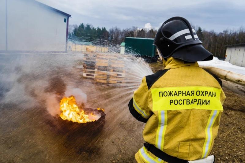 Специалисты инспекции пожарной безопасности подмосковного главка Росгвардии отмечают День образования подразделения