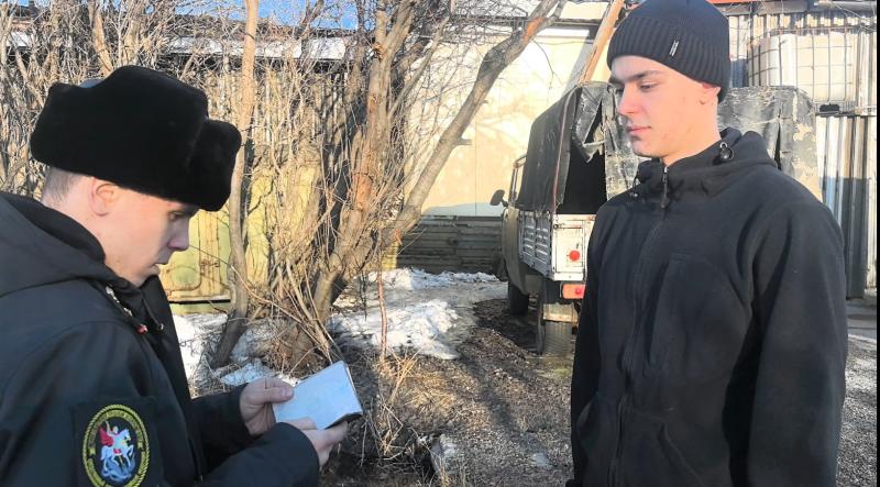 В Североморске прошел рейд по выявлению мигрантов, не вставших на воинский учет