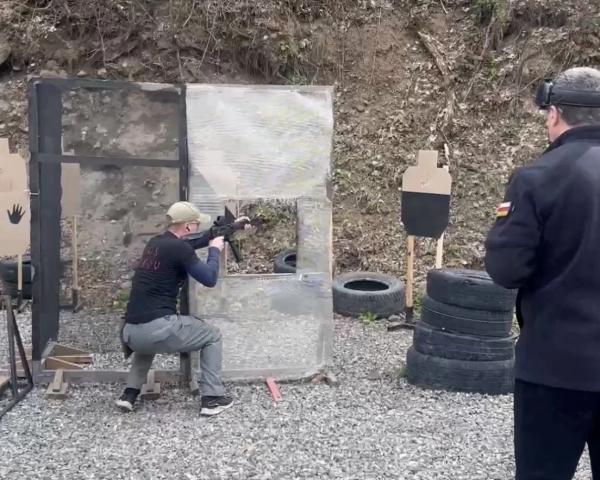 Военнослужащий ОГВ(с) занял первое место на чемпионате Северной Осетии по оборонительной стрельбе памяти генерала Георгия Кантемирова