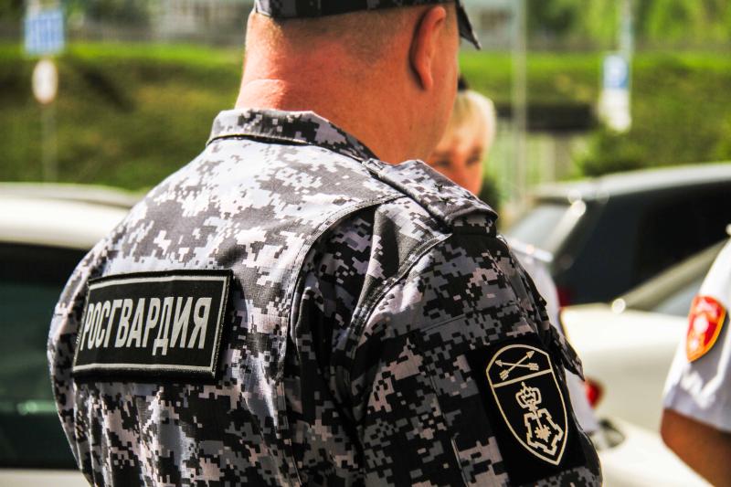 Росгвардейцы пресекли противоправные действия москвича в новокузнецкой больнице