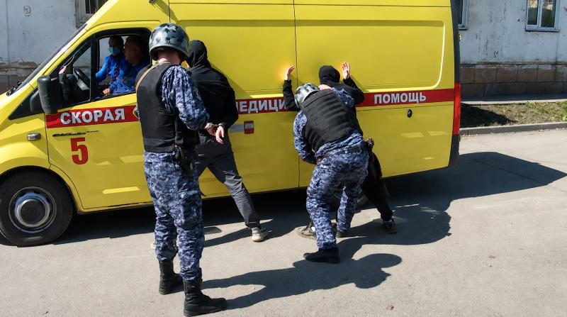 В Ленинске-Кузнецком автомобили скорой помощи приняты под защиту Росгвардии