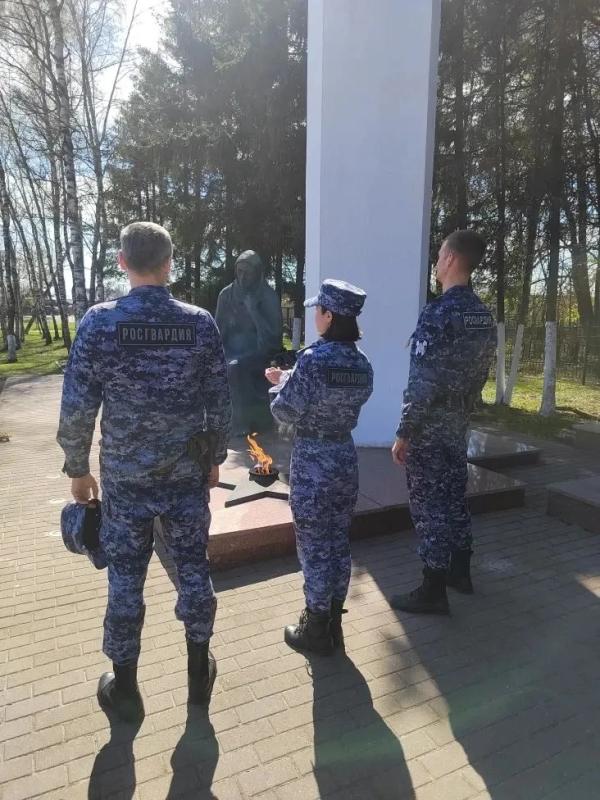 Росгвардейцы Солнечногорска приняли участие в мероприятиях в честь Дня Победы.