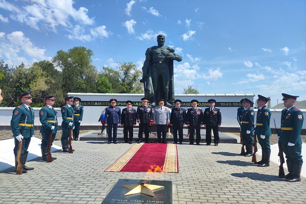 Объединенная группировка войск (сил) на Северном Кавказе провела праздничные мероприятия, посвящённые 81-й годовщине Великой Победы