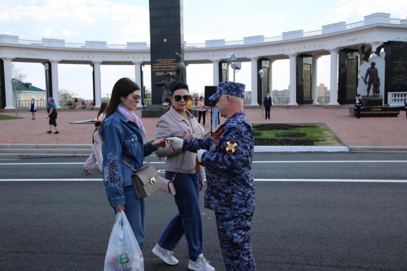 Росгвардейцы присоединились к всероссийской акции «Георгиевская ленточка» в Саранске