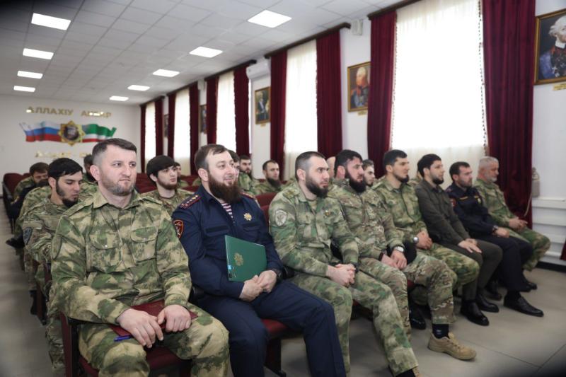В Управлении Росгвардии по Чеченской Республике прошла лекция общества «Знание»
