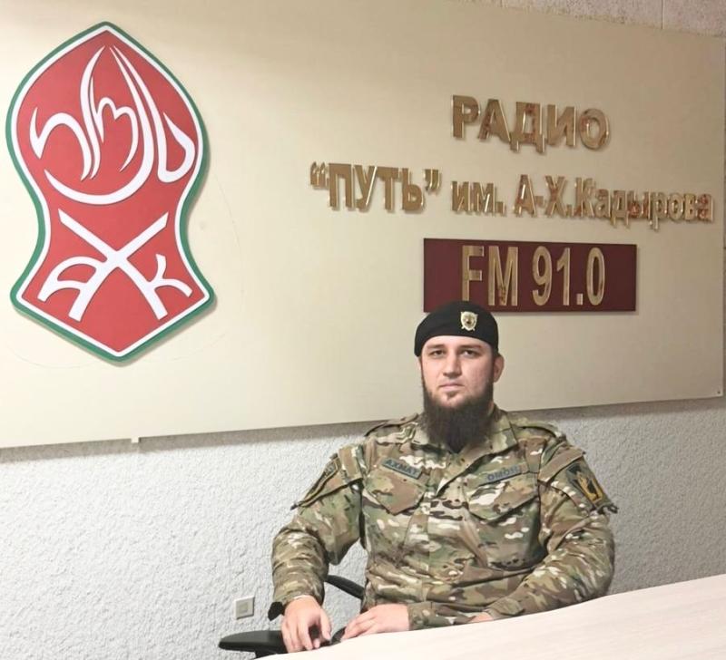 Сотрудник Росгвардии стал гостем ведомственной радиорубки