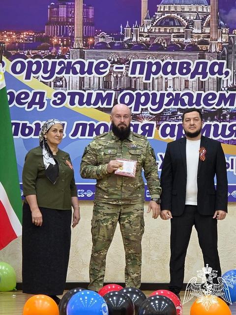 В Грозном росгвардейцы приняли участие в фестивале военно-патриотической песни