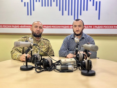 Офицер Управления Росгвардии по Чеченской Республике стал гостем ведомственной радиорубрики на радио «Вайнах»