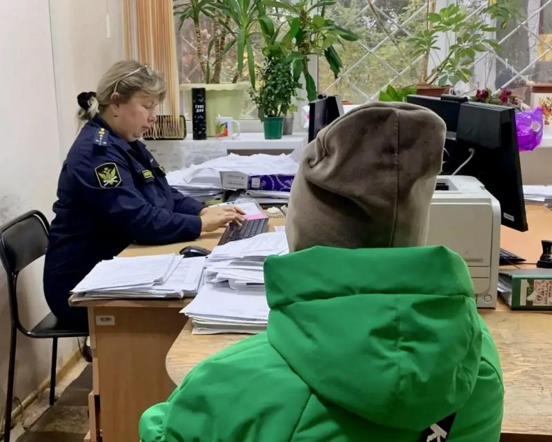 Должница по алиментам погасила долг перед дочерью
