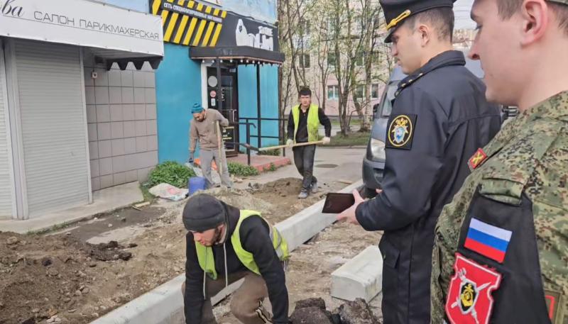 В Мурманске искали мигрантов, не вставших на воинский учет