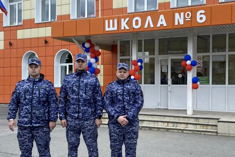 Росгвардейцы обеспечили безопасность последних звонков в Кузбассе