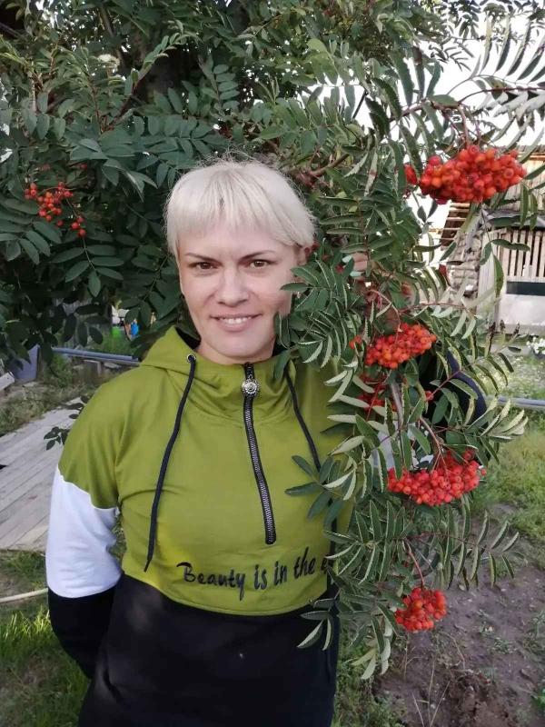 «Чуть кружку не выронила»: мама 6 детей из Якутска выиграла 1 млн рублей в лотерее «Мечталлион Экспресс»