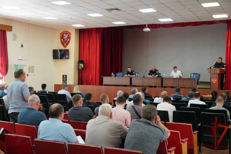 В УПРАВЛЕНИИ РОСГВАРДИИ ПО ВОРОНЕЖСКОЙ ОБЛАСТИ СОСТОЯЛОСЬ ЗАСЕДАНИЕ КООРДИНАЦИОННОГО СОВЕТА ПО ВЗАИМОДЕЙСТВИЮ С ЧАСТНЫМИ ОХРАННЫМИ ОРГАНИЗАЦИЯМИ