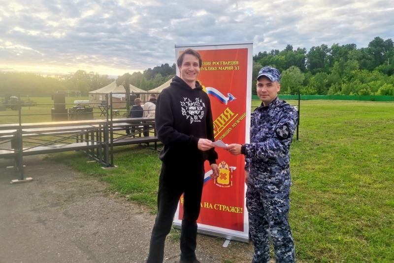 В п. Новый Торъял сотрудники вневедомственной охраны Росгвардии провели информационно-агитационное мероприятие