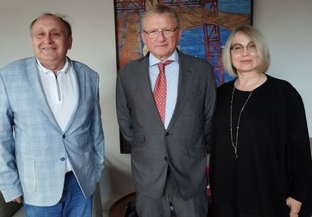 Челябинский университет и Абрау-Дюрсо объединяют усилия для изучения ресвератрола