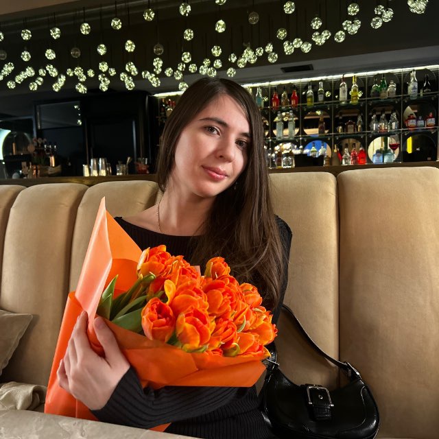Лакомкина Алина Рустэмовна (Alina Rose): музыкальный путь к успеху