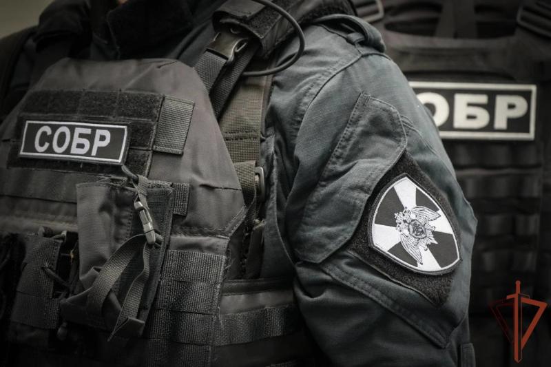При содействии спецназа Росгвардии задержаны подозреваемые в отравлении молодых людей с летальным исходом в Солнечногорске (видео)