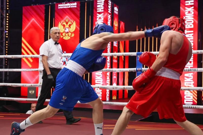 Боец кемеровского ОМОН «Оберег» представил Кузбасс на чемпионате Росгвардии по боксу