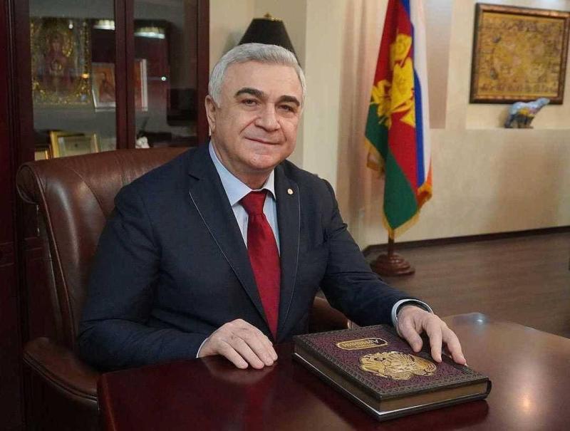 Камо Айрапетян: «Интеграция в российское общество не угроза, если сохраняешь свою национальную идентичность. Я мечтаю о такой Армении, куда каждый армянин захочет вернуться»