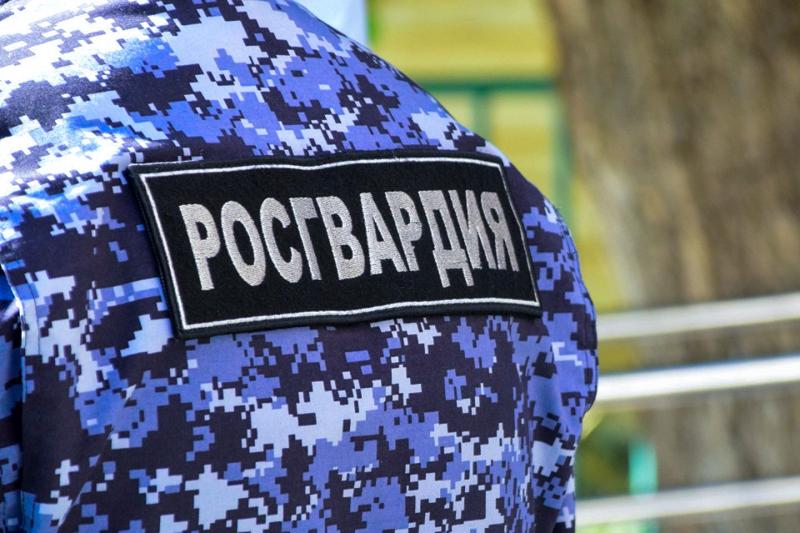 Росгвардейцы помогли вернуть домой пожилого мужчину