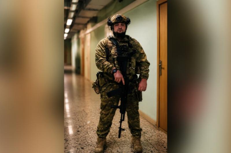 Сотрудник ОМОН «АХМАТ-1» стал героем проекта «Истории о СВОих»