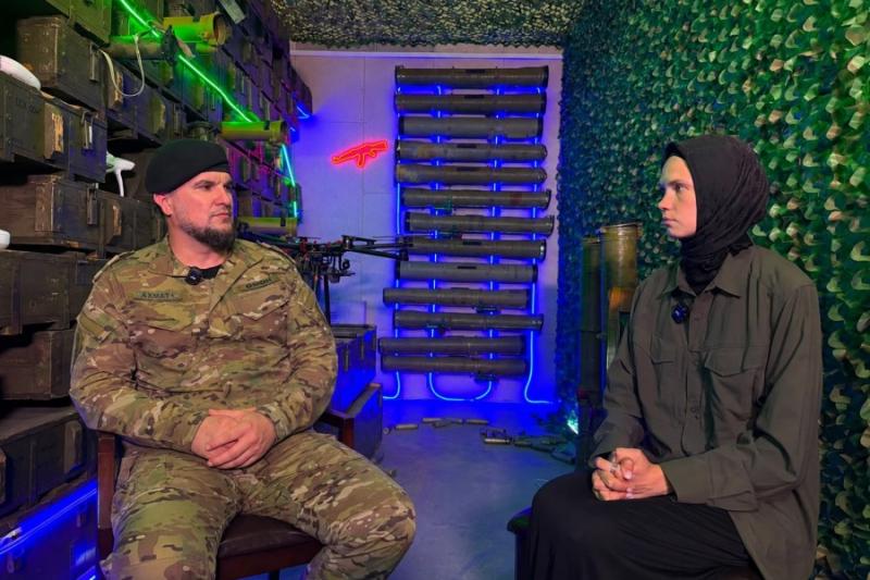 Взрывотехник ОМОН «АХМАТ-1» стал гостем телевизионной рубрики на ЧГТРК «Грозный»
