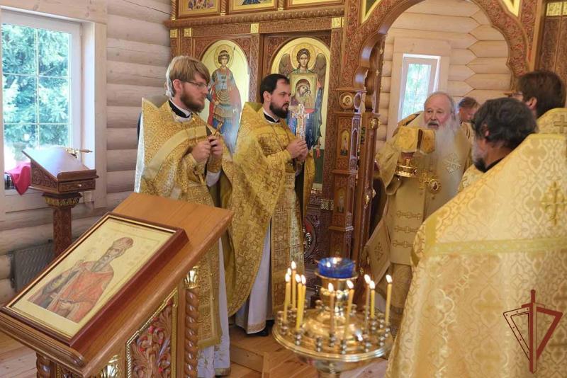 Храм в честь небесного покровителя Росгвардии — святого равноапостольного великого князя Владимира открыли в Орле