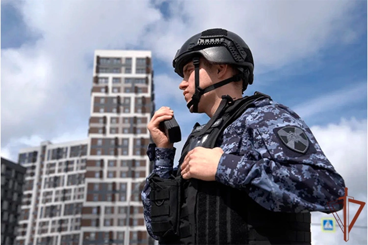 Росгвардейцы пресекли нарушение общественного порядка в столичной гостинице (видео)
