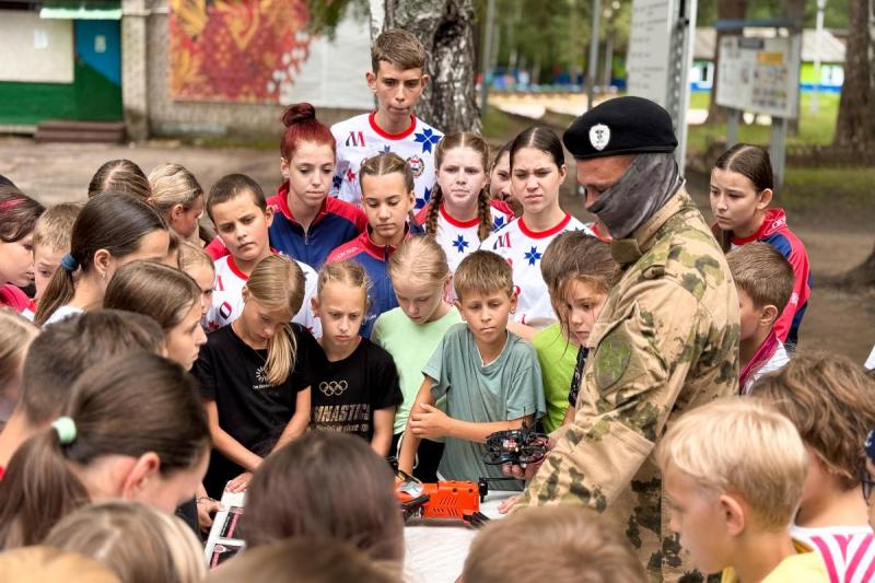 В Мордовии сотрудники ОМОН «Аркуда» встретились с юными спортсменами