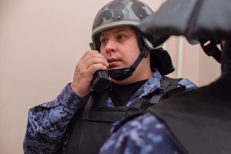 Росгвардейцы задержали мужчину, пытавшегося проникнуть в квартиру незнакомой ему новокузнечанки